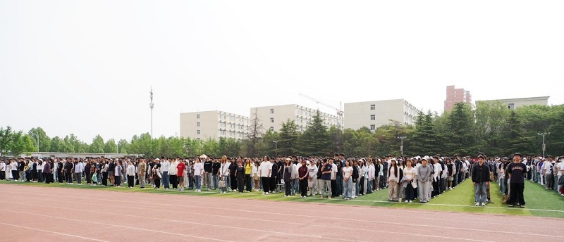 看球成功举办第十四届田径运动会 看球成功举办第十四届田径运动会