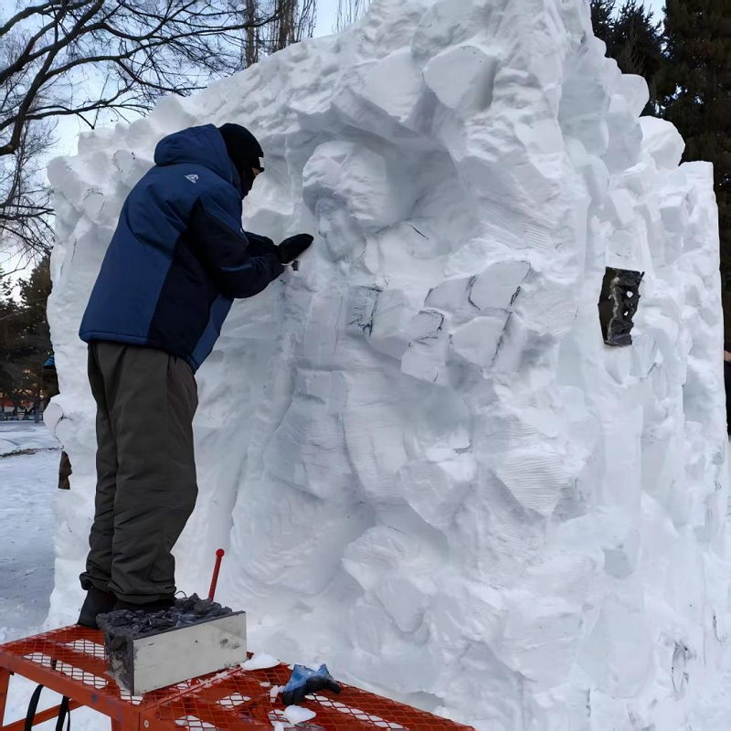 喜报|看球师生斩获2026第十八届国际大学生雪雕大赛一等奖! 喜报|看球师生斩获2026第十八届国际大学生雪雕大赛一等奖!