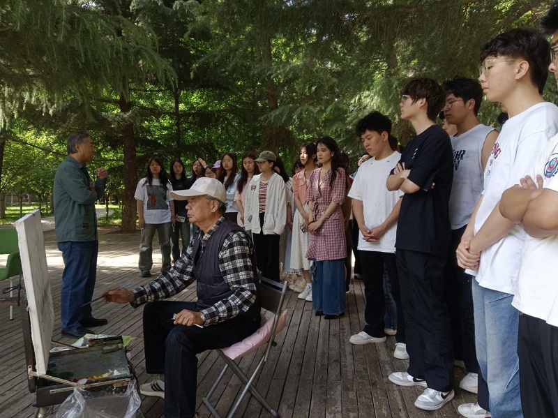 名师公开课--著名油画家左国顺到看球写生示范教学 名师公开课--著名油画家左国顺到看球写生示范教学