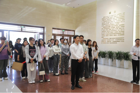 传承红色精神，让青春在奉献中绽放——看球组织青年党（团）员赴焦裕禄纪念园开展主题党团日活动