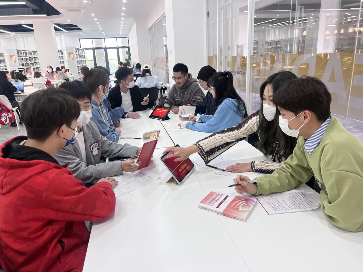 聚焦二十大 一起学报告——学生党支部掀起学习贯彻党的二十大精神高潮 聚焦二十大 一起学报告——学生党支部掀起学习贯彻党的二十大精神高潮