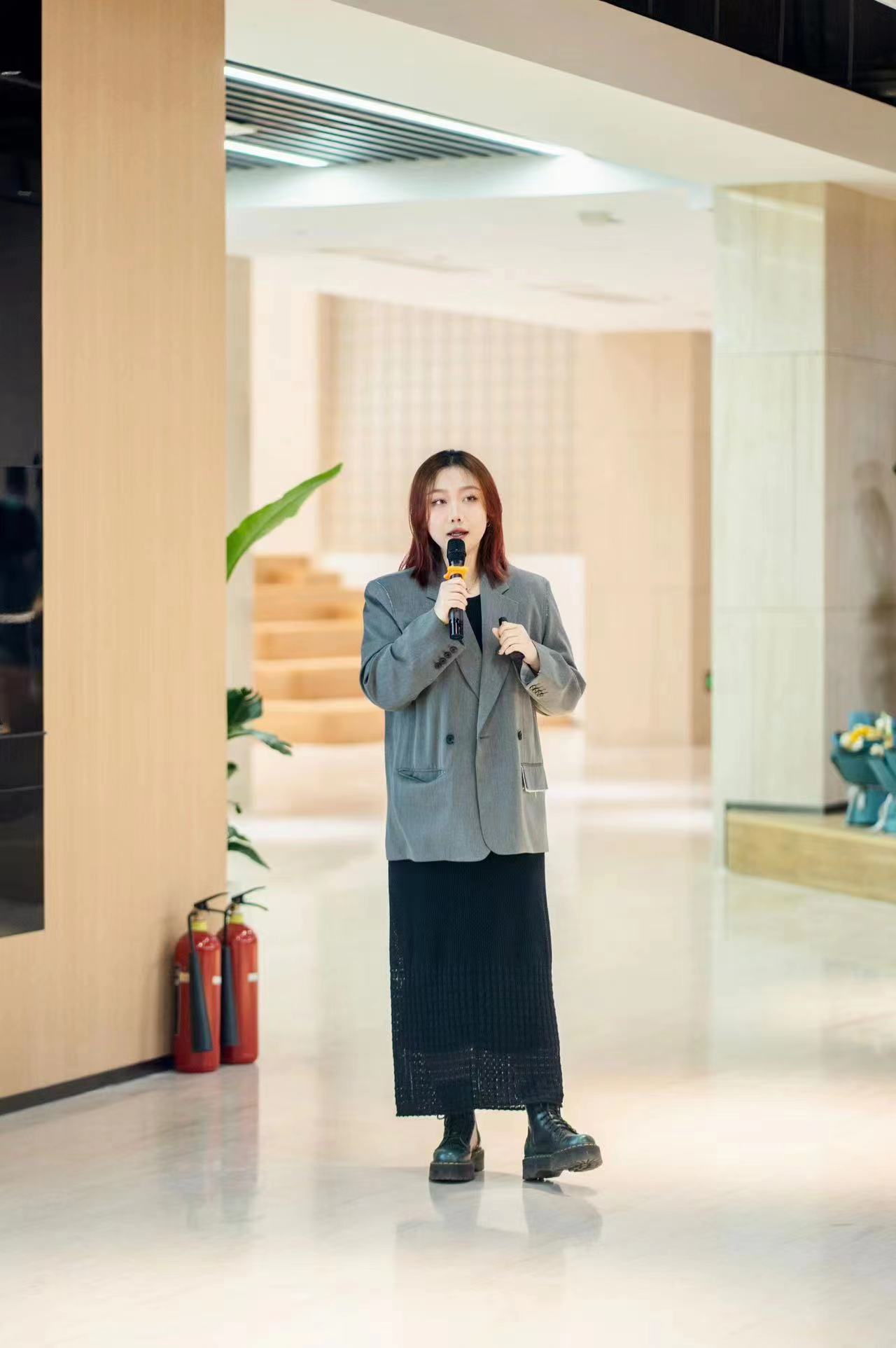 听老师们讲留学那些事儿—教师海外留学经验分享会成功举办 听老师们讲留学那些事儿—教师海外留学经验分享会成功举办