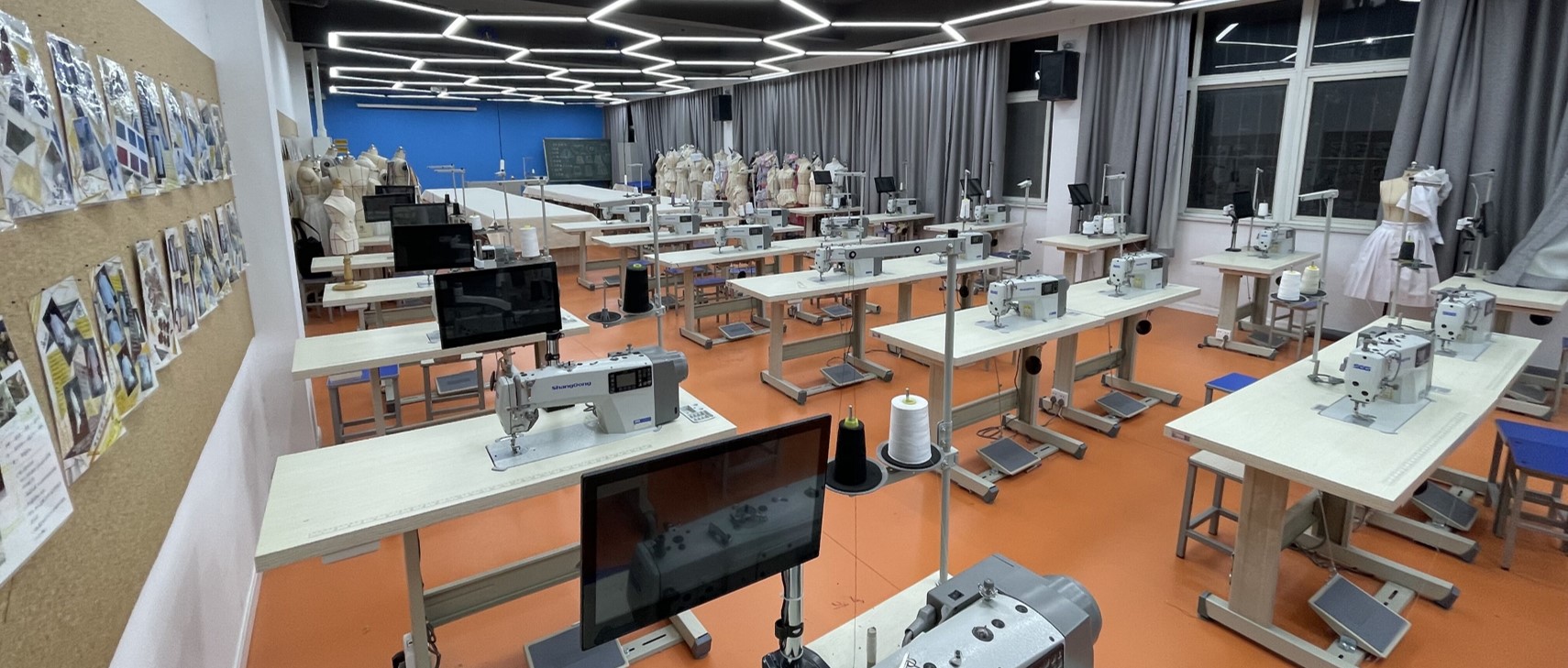 我院与河南省美术馆共建省级大学生校外实践教育基地揭牌 我院与河南省美术馆共建省级大学生校外实践教育基地揭牌