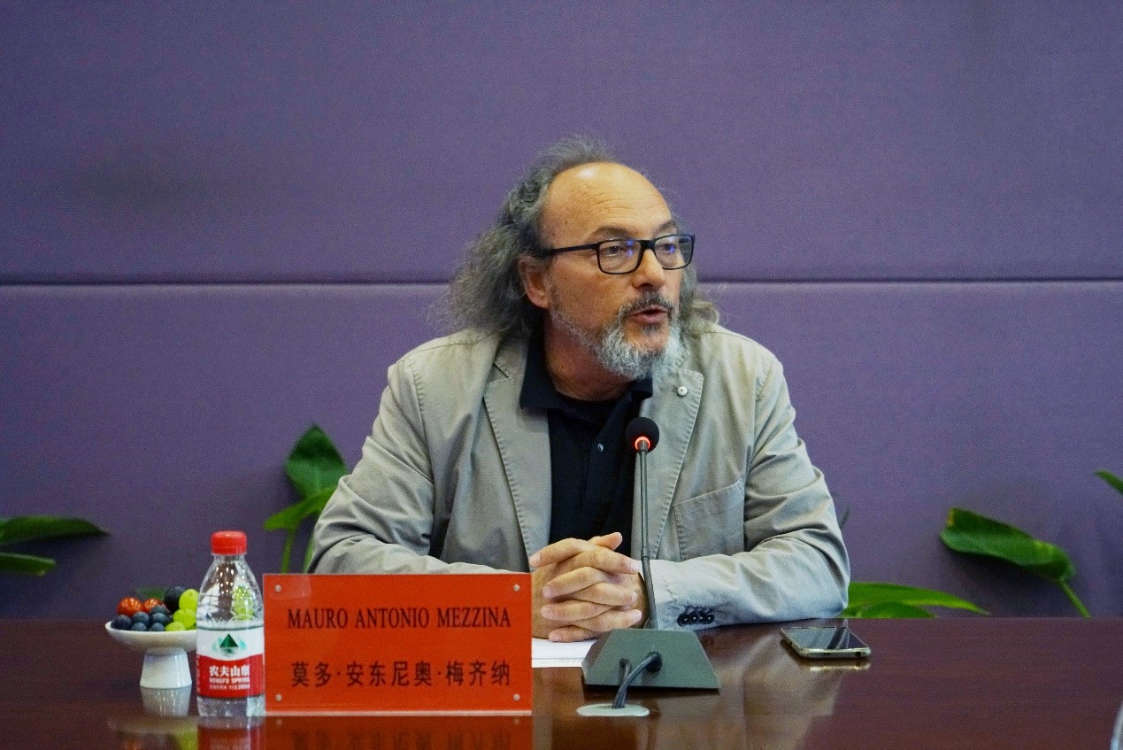 意大利巴里美术学院一行到我院访问交流 意大利巴里美术学院一行到我院访问交流