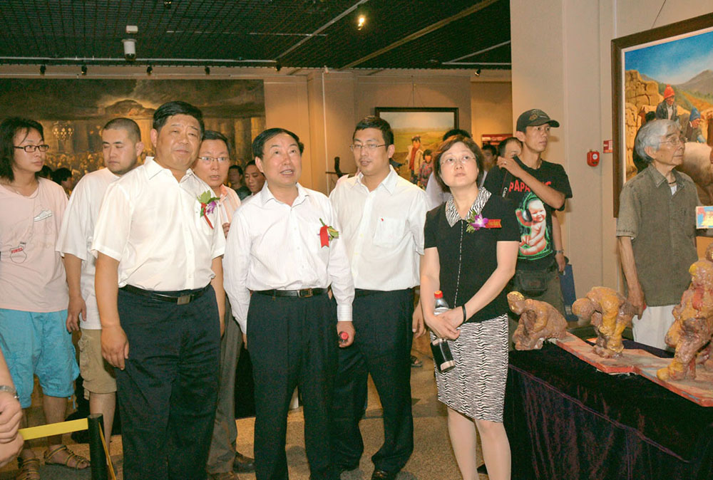 我院2011届毕业设计作品展在河南博物院隆重开幕 我院2011届毕业设计作品展在河南博物院隆重开幕