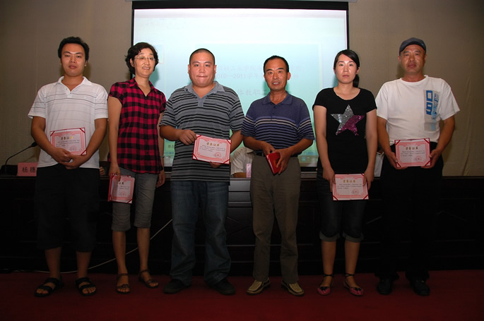 我院举行2010—2011学年第一学期全体教职工大会 我院举行2010—2011学年第一学期全体教职工大会