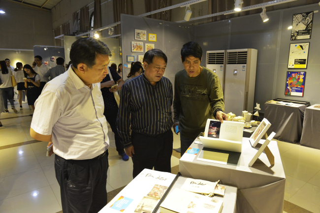 无限精彩，就等你来—易斯顿美术学院2016届毕业设计作品展华美启幕