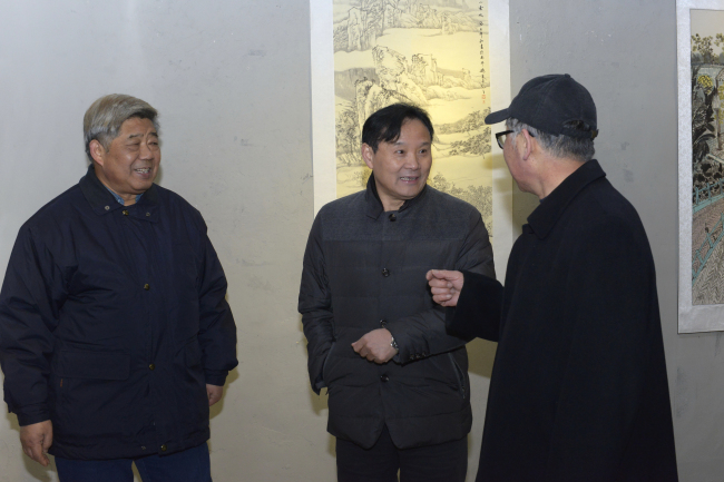 河南省高校美术教师绘画作品展开幕式暨座谈会在我院举办