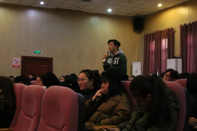 设计评论的实务操作——以著名女建筑师妹岛和世为例