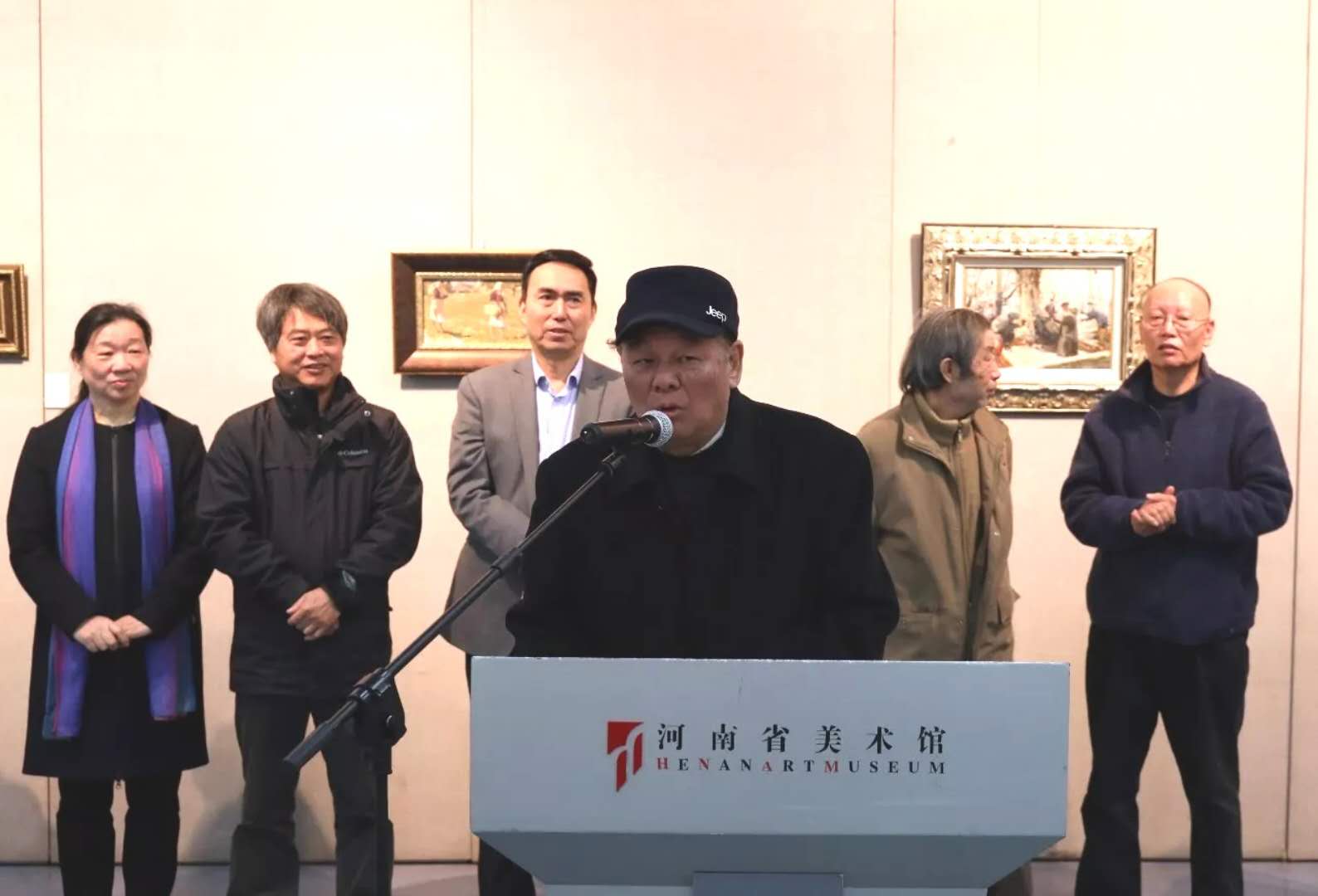 我院师生参观“方寸之间——俄罗斯小幅油画作品展”
