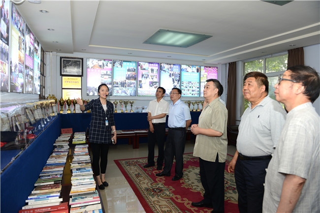 校党委书记俞海洛一行到我院调研指导工作