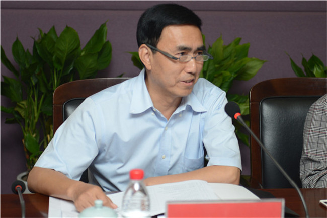 河南省教育界学习贯彻习近平总书记 给中央美术学院老教授回信重要精神座谈会在我院召开