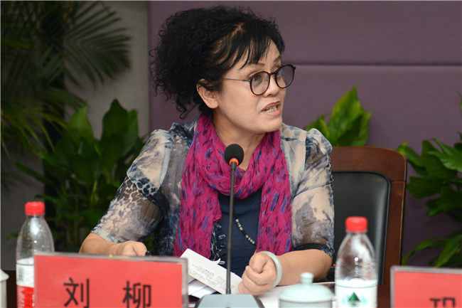 河南省教育界学习贯彻习近平总书记 给中央美术学院老教授回信重要精神座谈会在我院召开