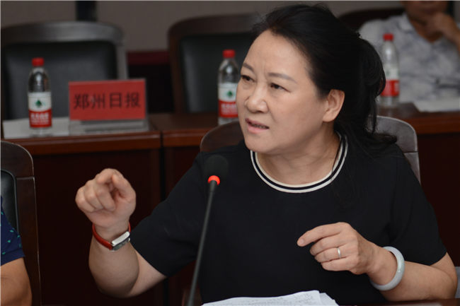 河南省教育界学习贯彻习近平总书记 给中央美术学院老教授回信重要精神座谈会在我院召开