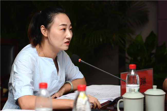 河南省教育界学习贯彻习近平总书记 给中央美术学院老教授回信重要精神座谈会在我院召开