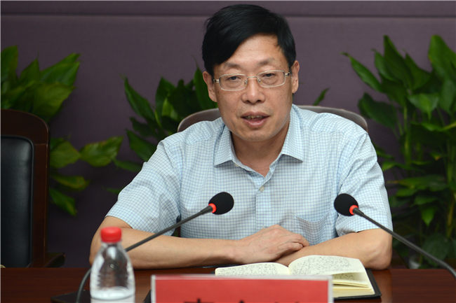 河南省教育界学习贯彻习近平总书记 给中央美术学院老教授回信重要精神座谈会在我院召开