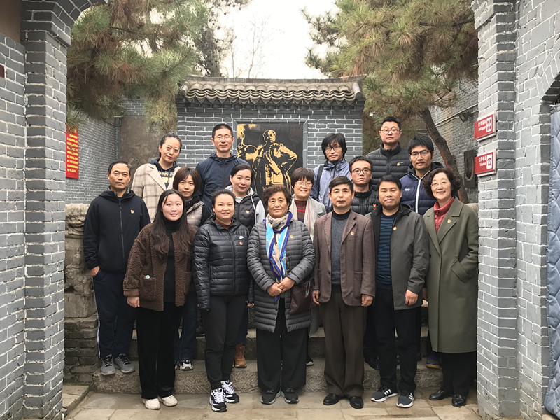 我院开展“传承红色基因，牢记初心使命”主题党日活动