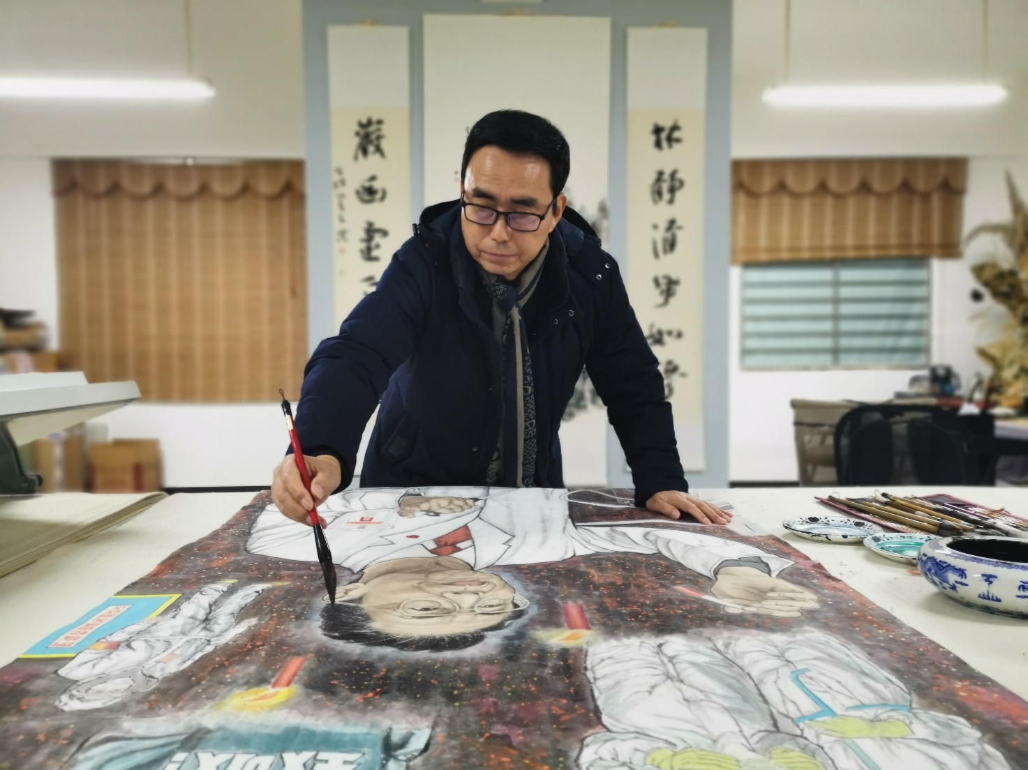 战疫情│我院石品院长创作《中国医魂》致敬抗疫英雄