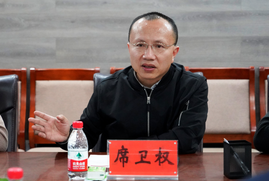我院石品院长一行到河南大学美术学院交流座谈