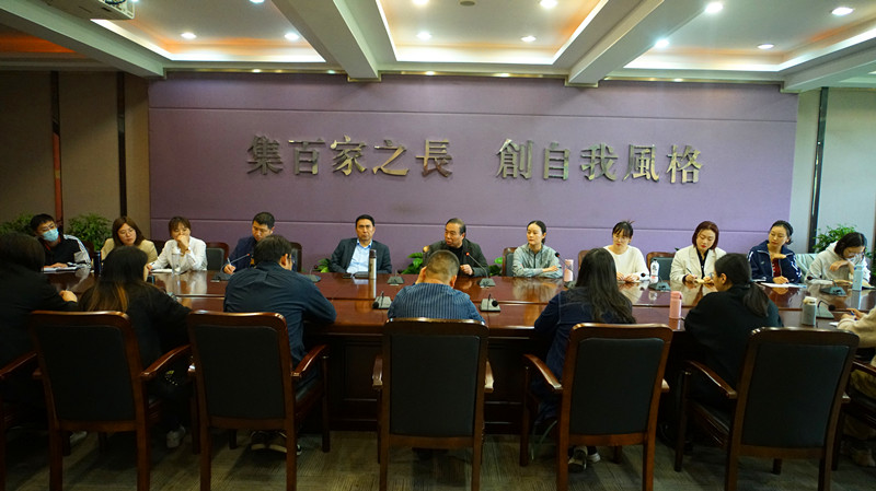 中原工学院白冰副教授到我院讲学