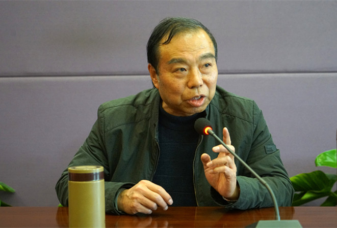 中原工学院白冰副教授到我院讲学