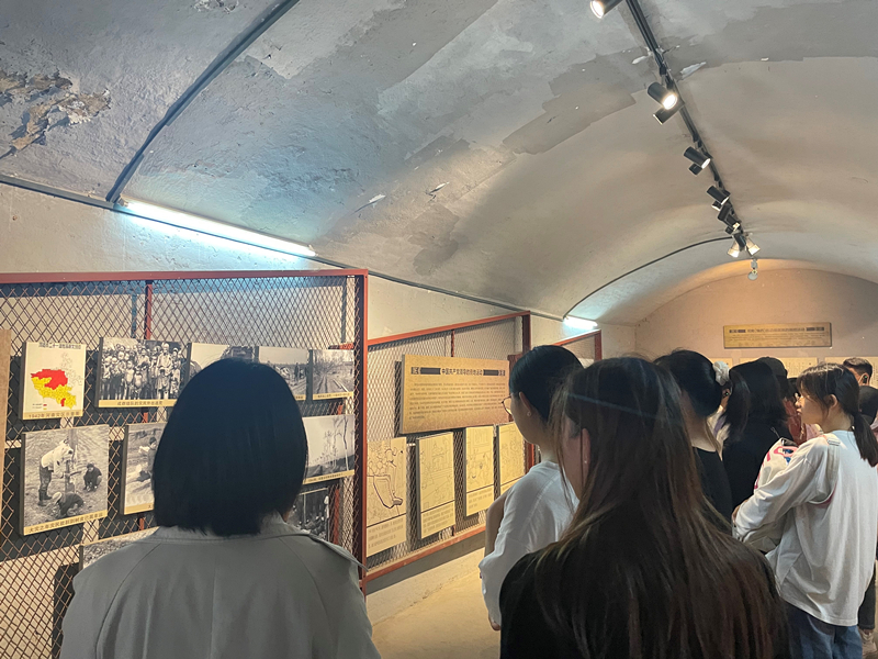 寻访红色记忆 献礼建党百年——我院学生党员赴豫西抗日纪念馆开展主题党日活动